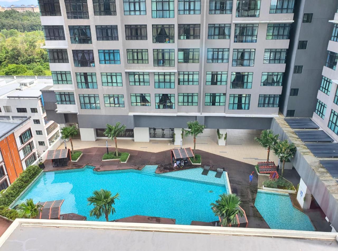 Conezion Near Ioi City Mall, Maeps Serdang, Putrajaya By Cloud Host Cameră foto