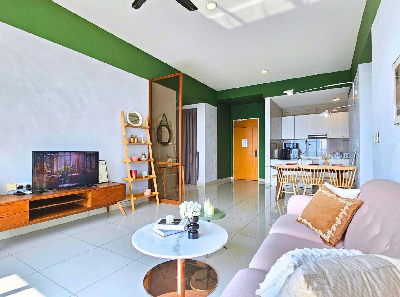 Conezion Near Ioi City Mall, Maeps Serdang, Putrajaya By Cloud Host Exterior foto