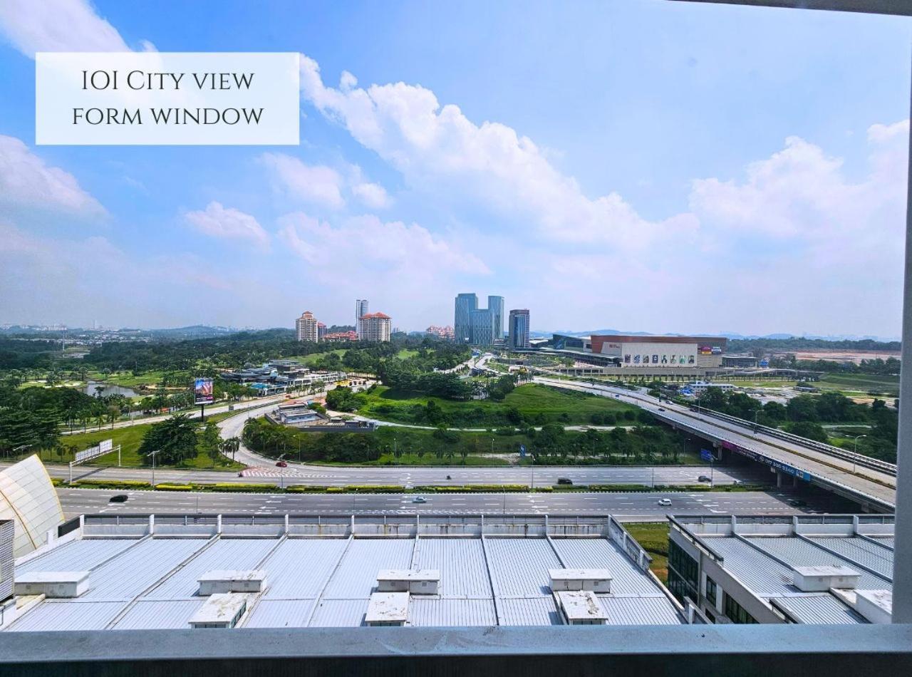 Conezion Near Ioi City Mall, Maeps Serdang, Putrajaya By Cloud Host Cameră foto